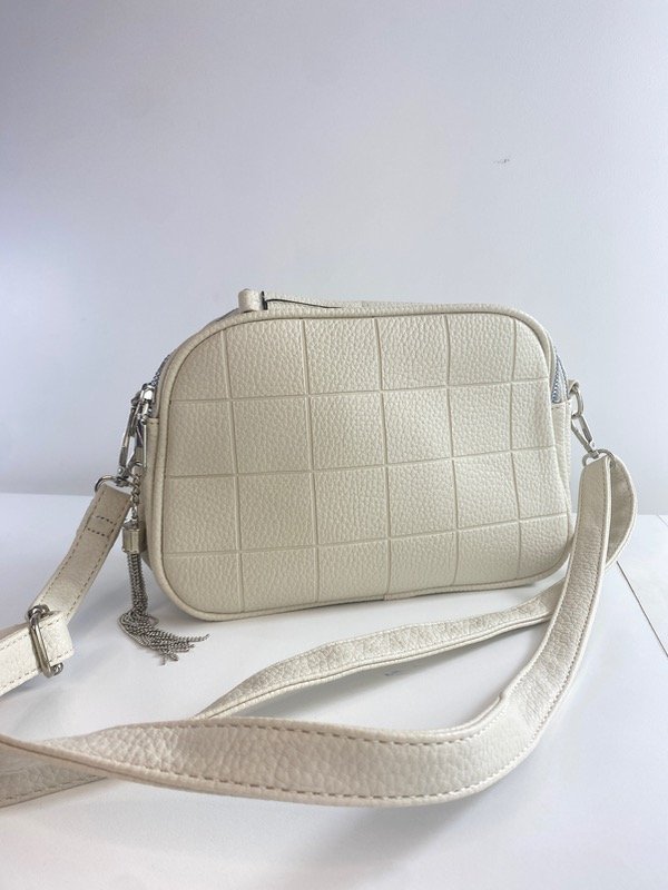 Producto - Bandoler lucy 2
