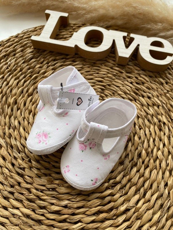 Producto - Zapatito No Caminante "Rosas" - COD 944