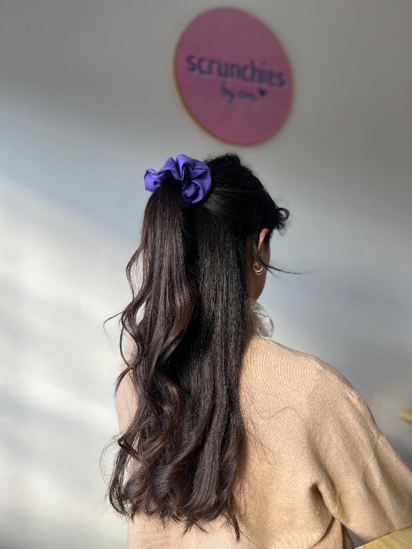 Producto - Scrunchie tropical violeta claro - 1