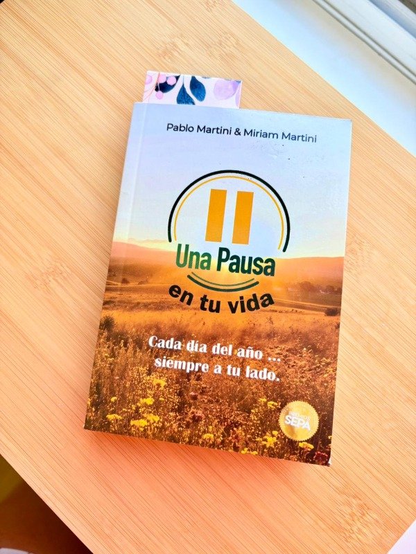 Producto - LIBRO DEVOCIONAL - UNA PAUSA EN TU VIDA - 2026