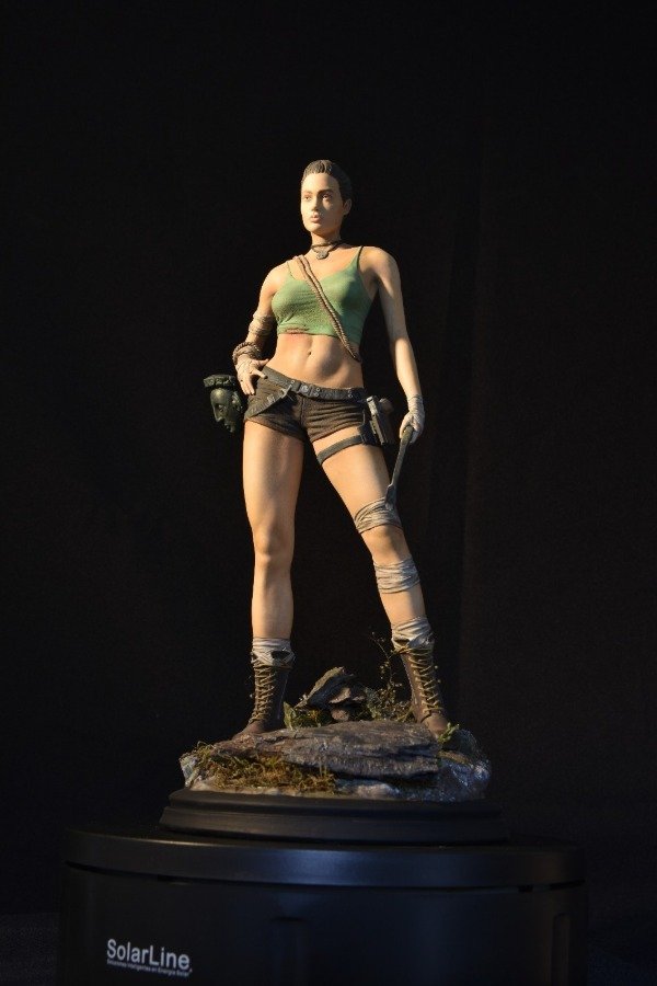 Producto - Tomb Raider By Angelina Jolie