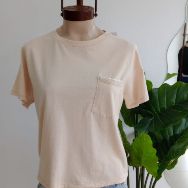 Producto - 489 - REMERA BOLSILLO BORDADO