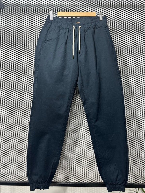 Producto - Jogger gabardina T40