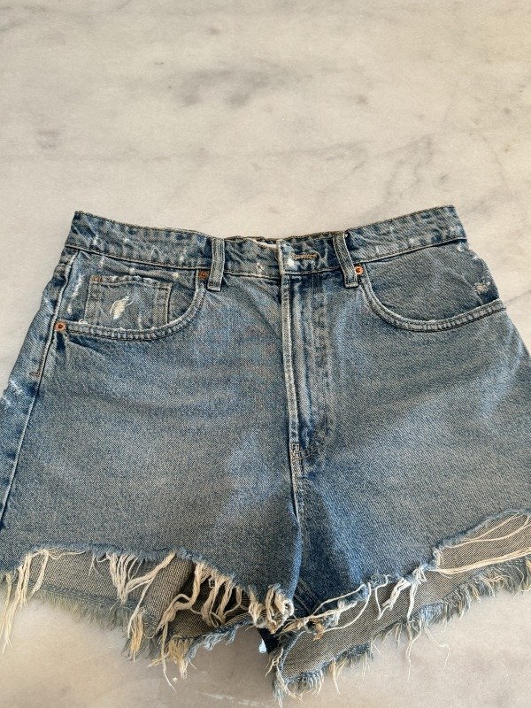 Producto - Short de jean roturas ZARA