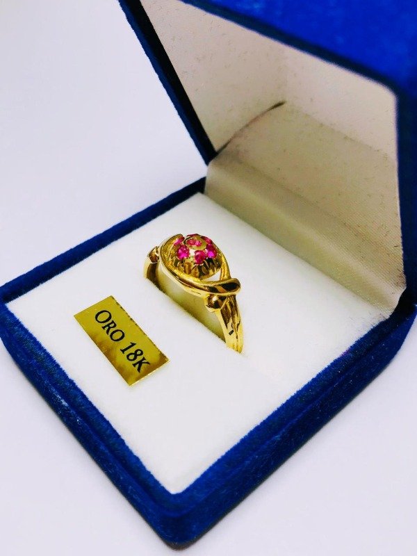 Producto - ANILLO ORO 18K - FRUTILLA PELLIZCO