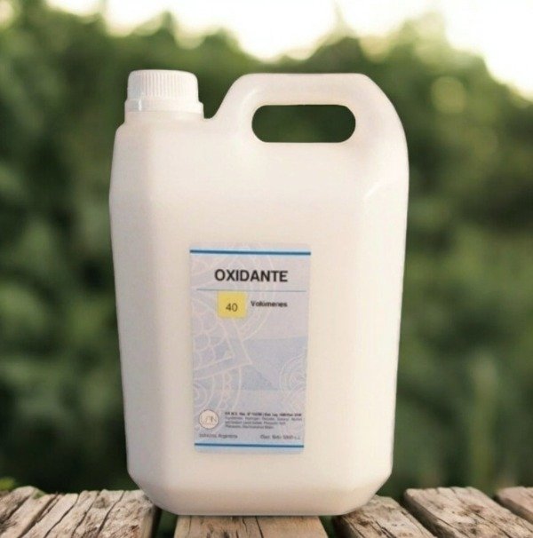 Producto - oxidante en crema lan de 40 vol. x 5 lts