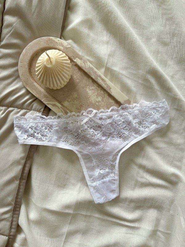 Producto - Less puntilla blanca