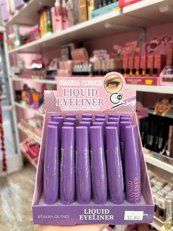 Producto - Delineador líquido punta fina rimera quince