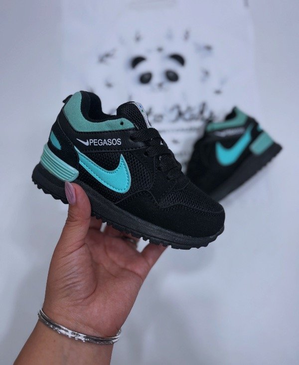 Producto - NIKE IMPORTADA NEGRo/TURQUEZA