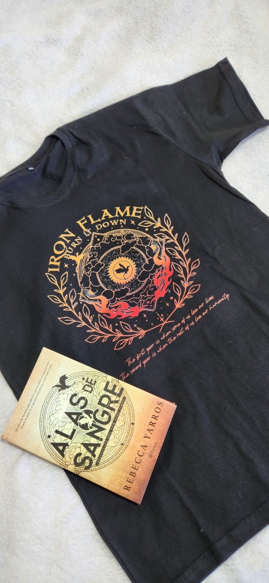 Producto - Remera Alas de sangre
