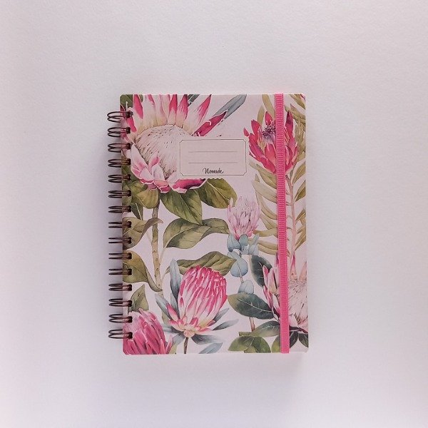 Producto - Agenda 2026 Anillada a5 (15x21cm) Semana a la Vista - Floral Proteas