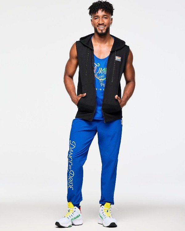 Producto - Zumba Men's Sleeveless Zip Up Hoodie - 2