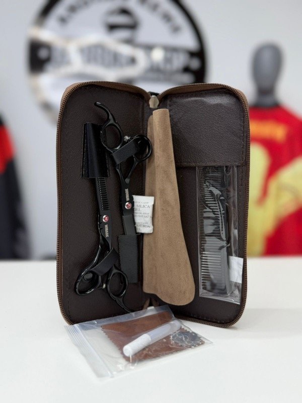 Producto - Estuche wmark tijeras y peine