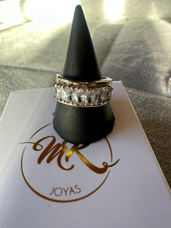 Producto - Anillo reina