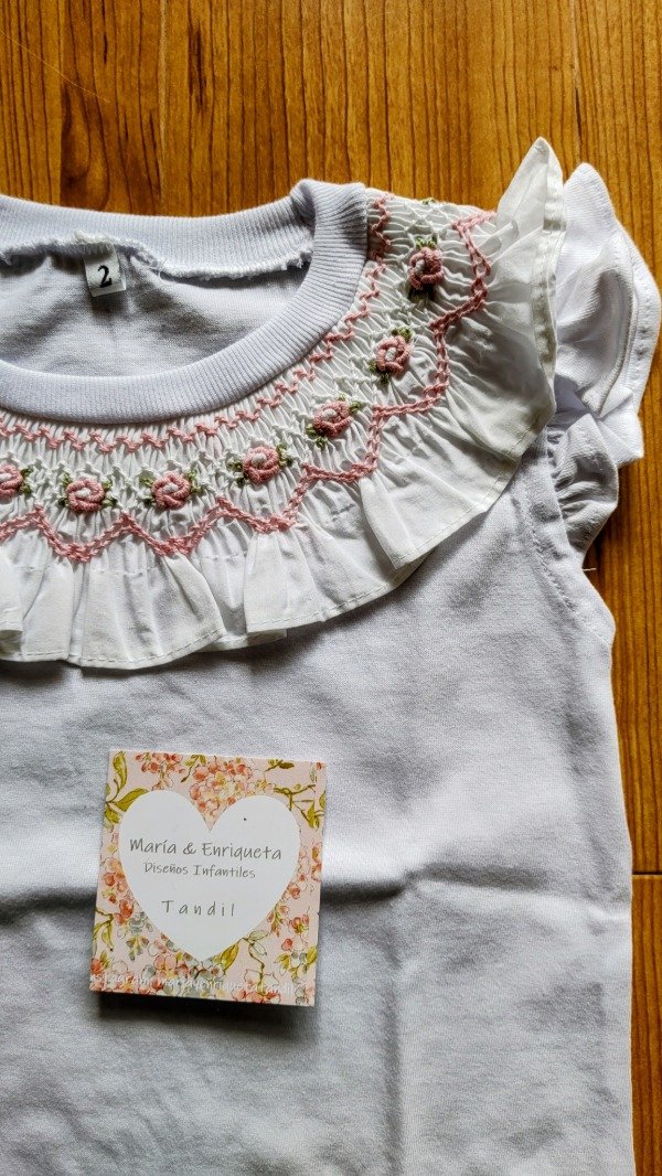 Producto - Remera CANDE sin manga( bordado rosa viejo) - 3