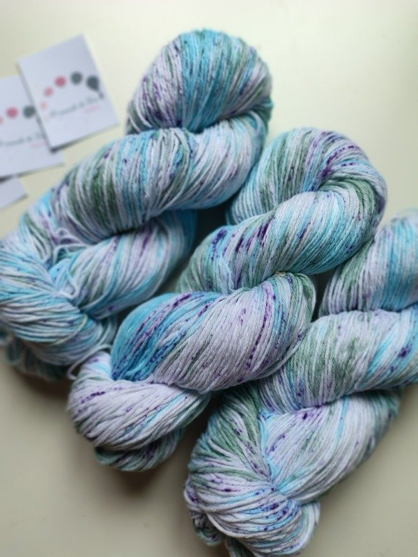 Producto - Box Creando Arte- Colibrí x 4. Contorno de busto de 105 a 120 cm.