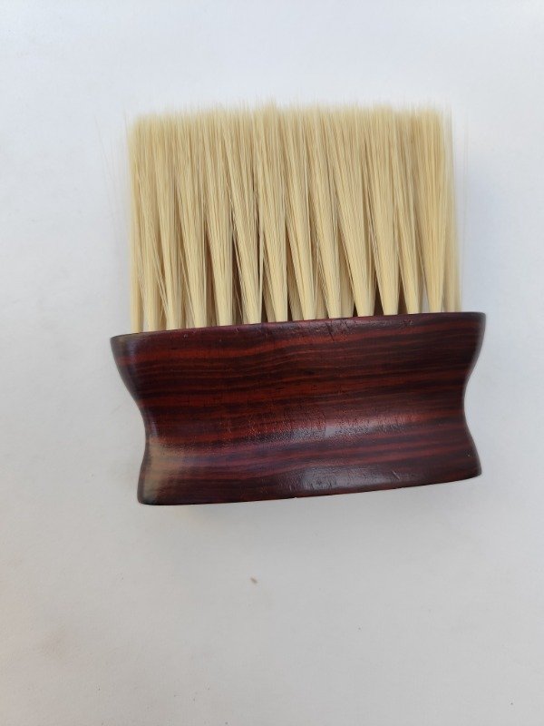 Producto - Brocha chata mango corto de madera