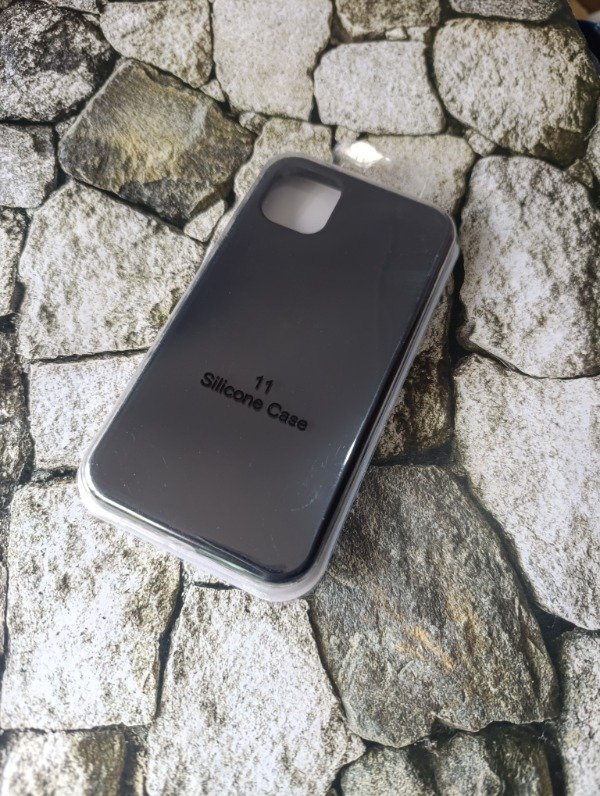 Producto - Funda silicone case logo Iphone 11 negra