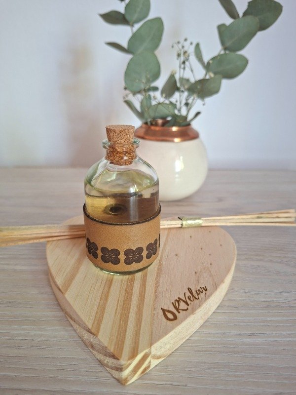 Producto - Difusor pequeño con funda de cuero - 50ml