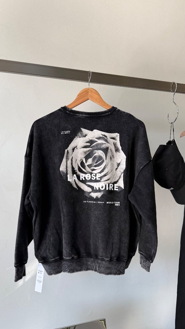 Producto - Buzo Rose Noire