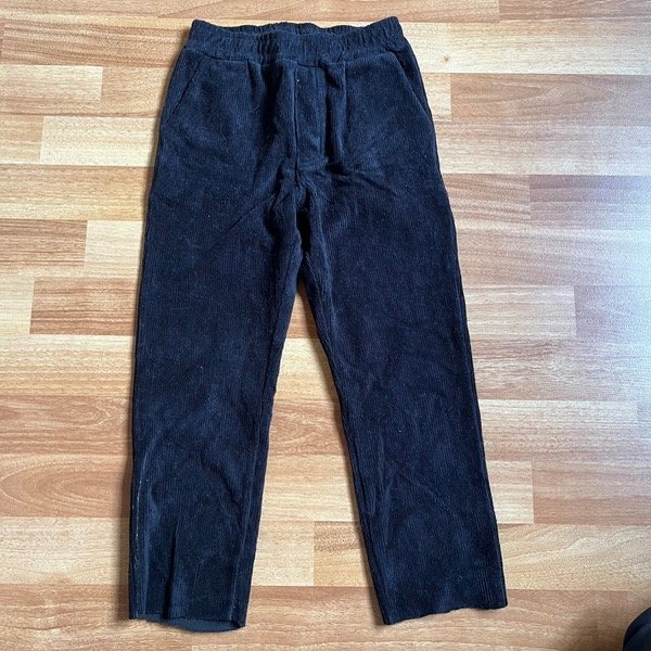 Producto - Pantalon Plush Negro 8A