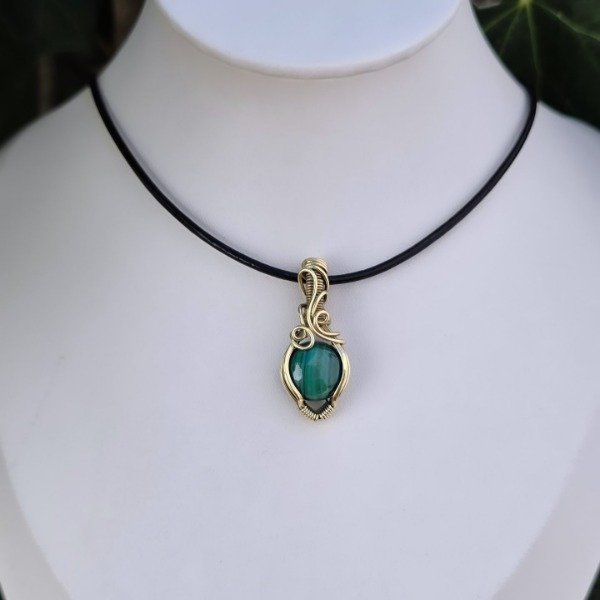 Producto - DIJE MALAQUITA OVAL