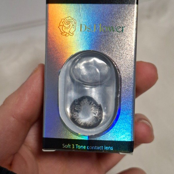 Producto - Lentes de contacto negro en degrade con estuche y aplicador Ds.Flower