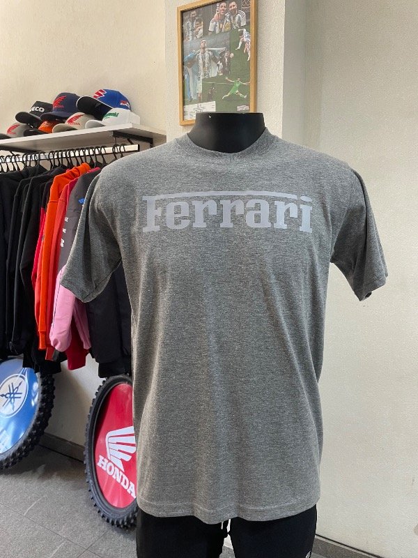 Producto - Remera ferrari clasica