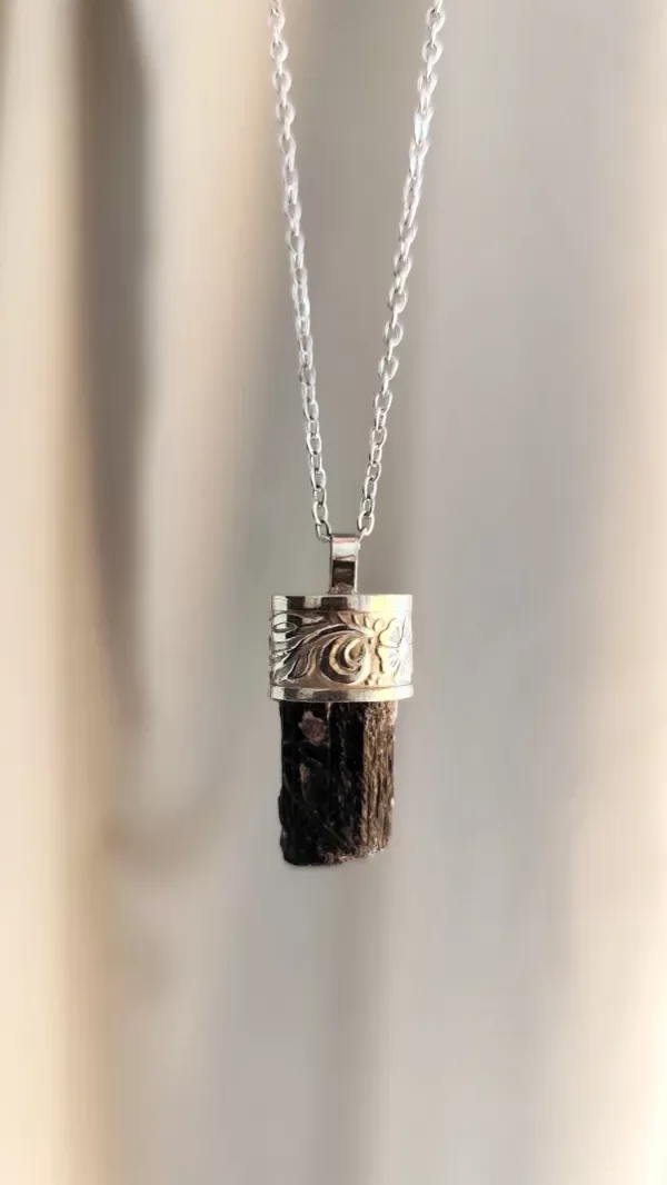 Producto - Dije TURMALINA Labrada