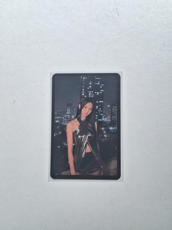 Producto - Tzuyu Twice "With Youth" POB (2)