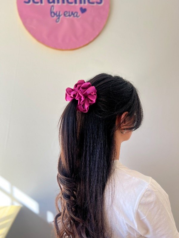 Producto - Scruchie satén magenta - 1