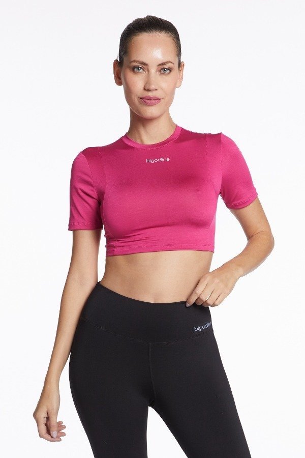 Producto - Crop top fucsia mc BL