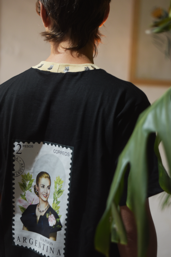 Producto - Remera Evita