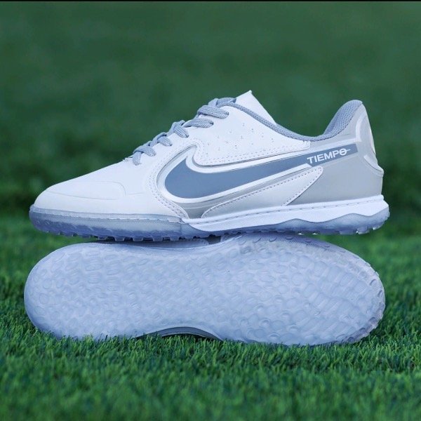 Producto - Nike tiempo white/grey