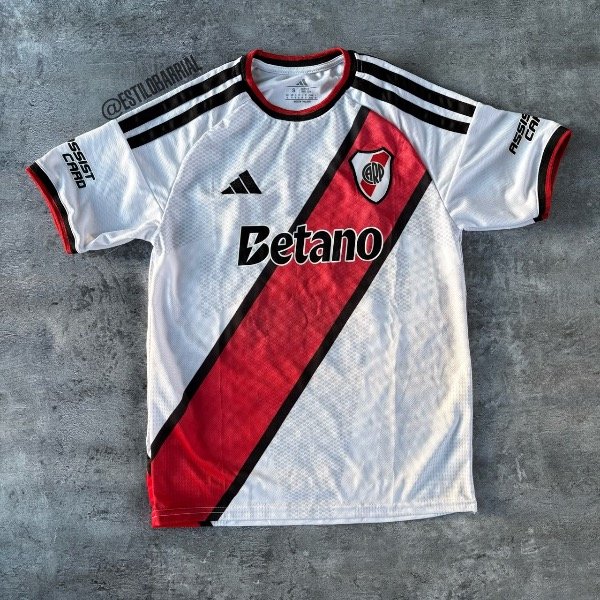 Producto - Camiseta River Plate Titular 2026/27