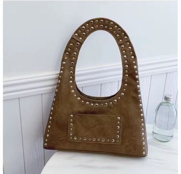 Producto - LUCIA AVELLANA
