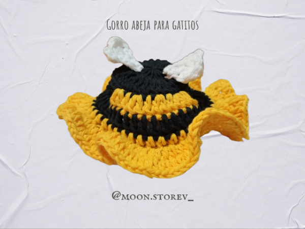Producto - Gorrito para gatos (Abeja)