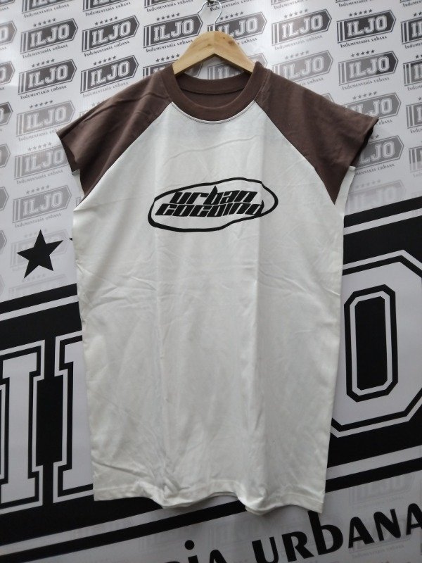 Producto - MUSCULOSA OVER URBAN MARRON