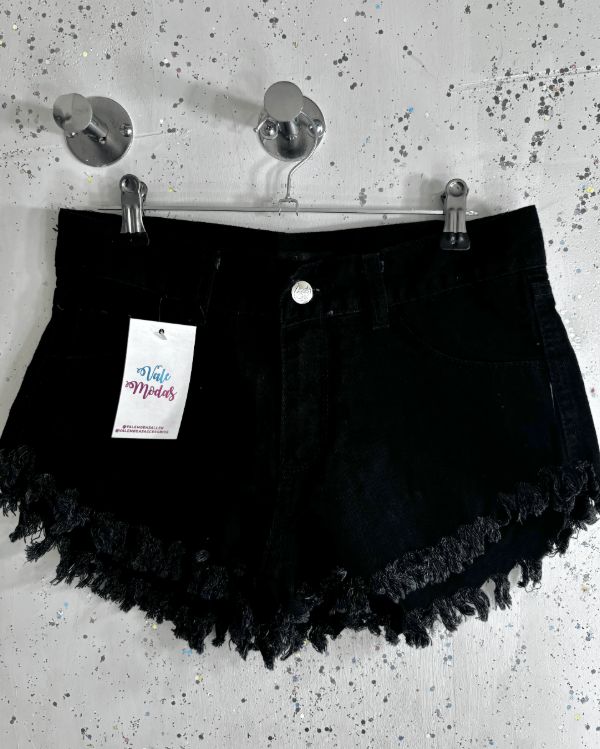 Producto - Short Tiro Bajo Clásico Flecos Negro