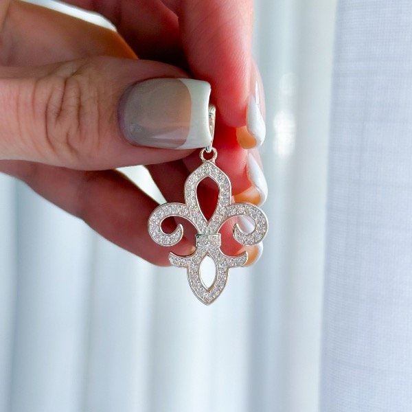 Producto - Dije Flor de Lis (D140)