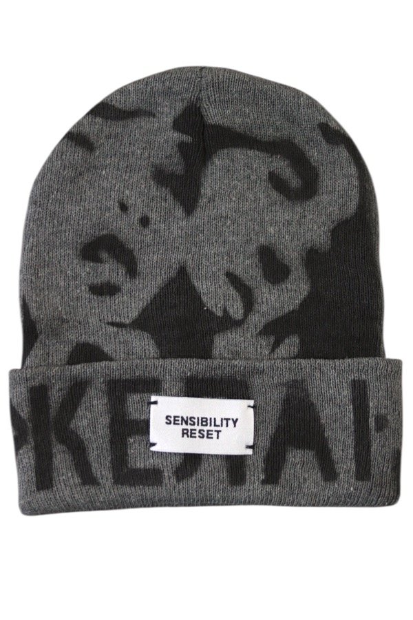 Producto - Beanie - ETERNAL