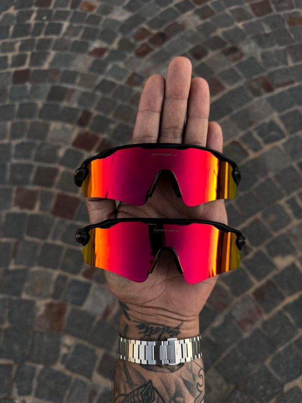 Producto - Oakley Radar Rojo