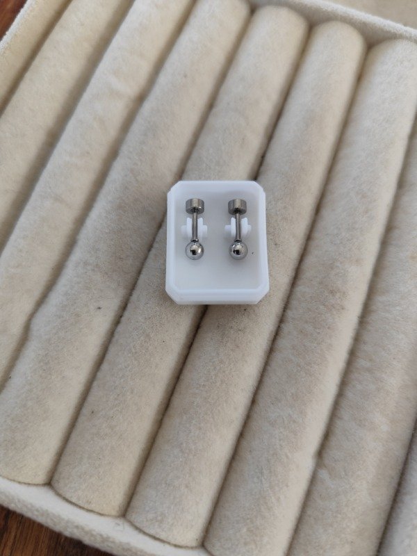 Producto - Aros abridor bolita a rosca. Tamaño M. Acero quirúrgico.