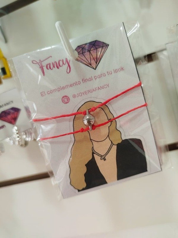 Producto - Pulseras hilo rojo con iman para compartir