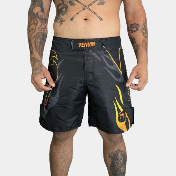 Producto - Bermuda / Fightshort Giant Fire - Venum - 1