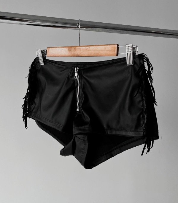 Producto - Short engomado tiro bajo flecos S