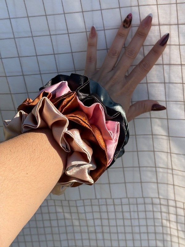 Producto - Scrunchies marrón - 1