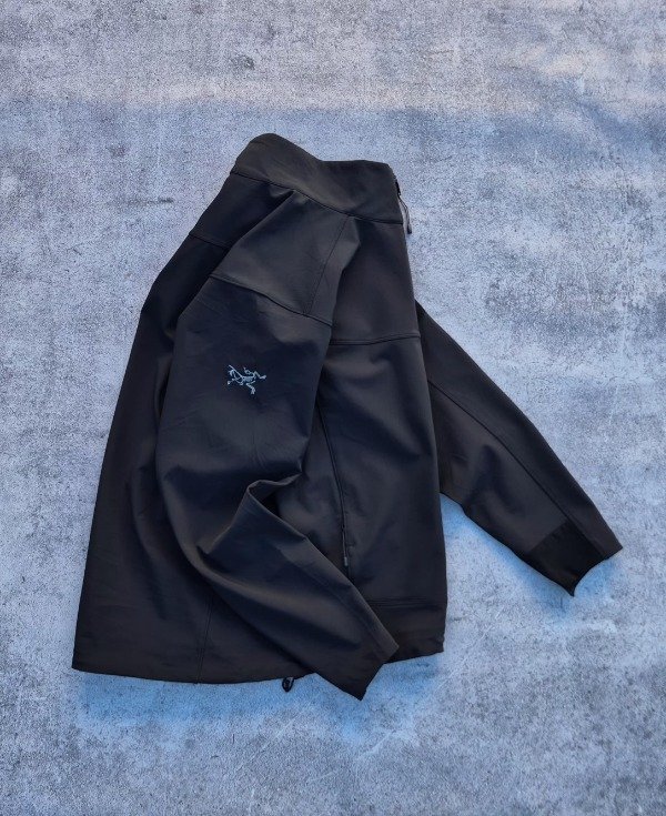 Producto - CAMPERA ARC'TERYX WINDSTOPPER