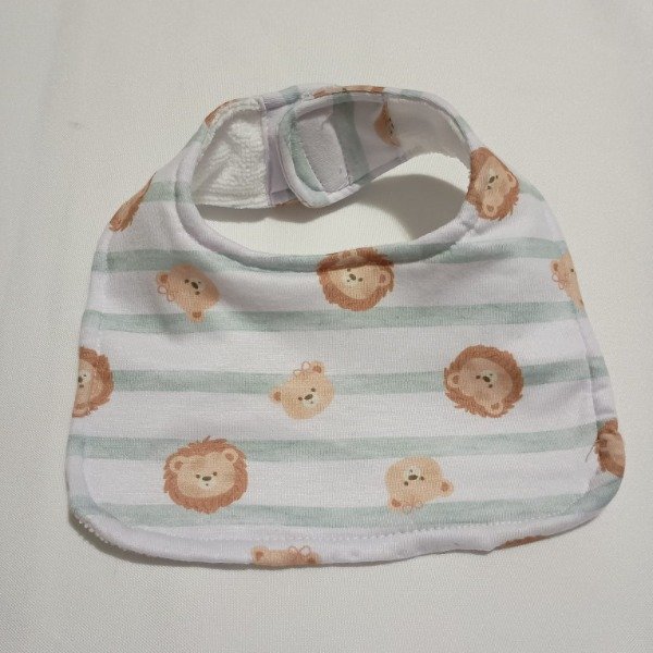 Producto - Babero- Diseño leoncitos
