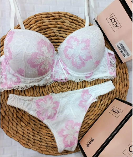 Producto - CONJUNTO LODY TAZA SOFT Y LESS DE PUNTILLA ESTAMPADA